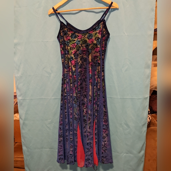 Velour velvet type material dress - Picture 4 of 4